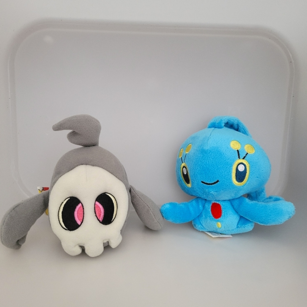Pokemon DUSKULL and MANAPHY  2007 JAKKS Pacific Plush Toys